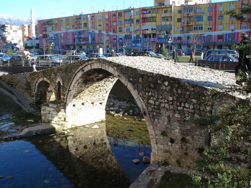 acquedotto Tirana